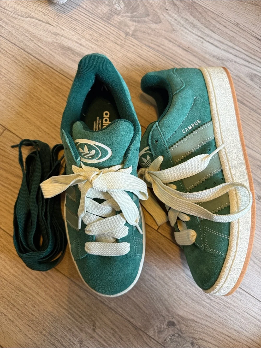 Adidas Campus 00s Sneakers Green Women's 10 men’s 8